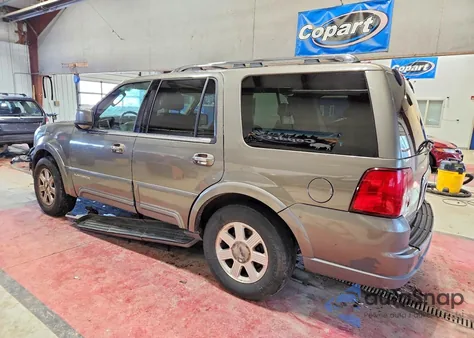 2004 Lincoln Navigator z USA, uszkodzony, nr VIN 5LMFU28R54LJ27045